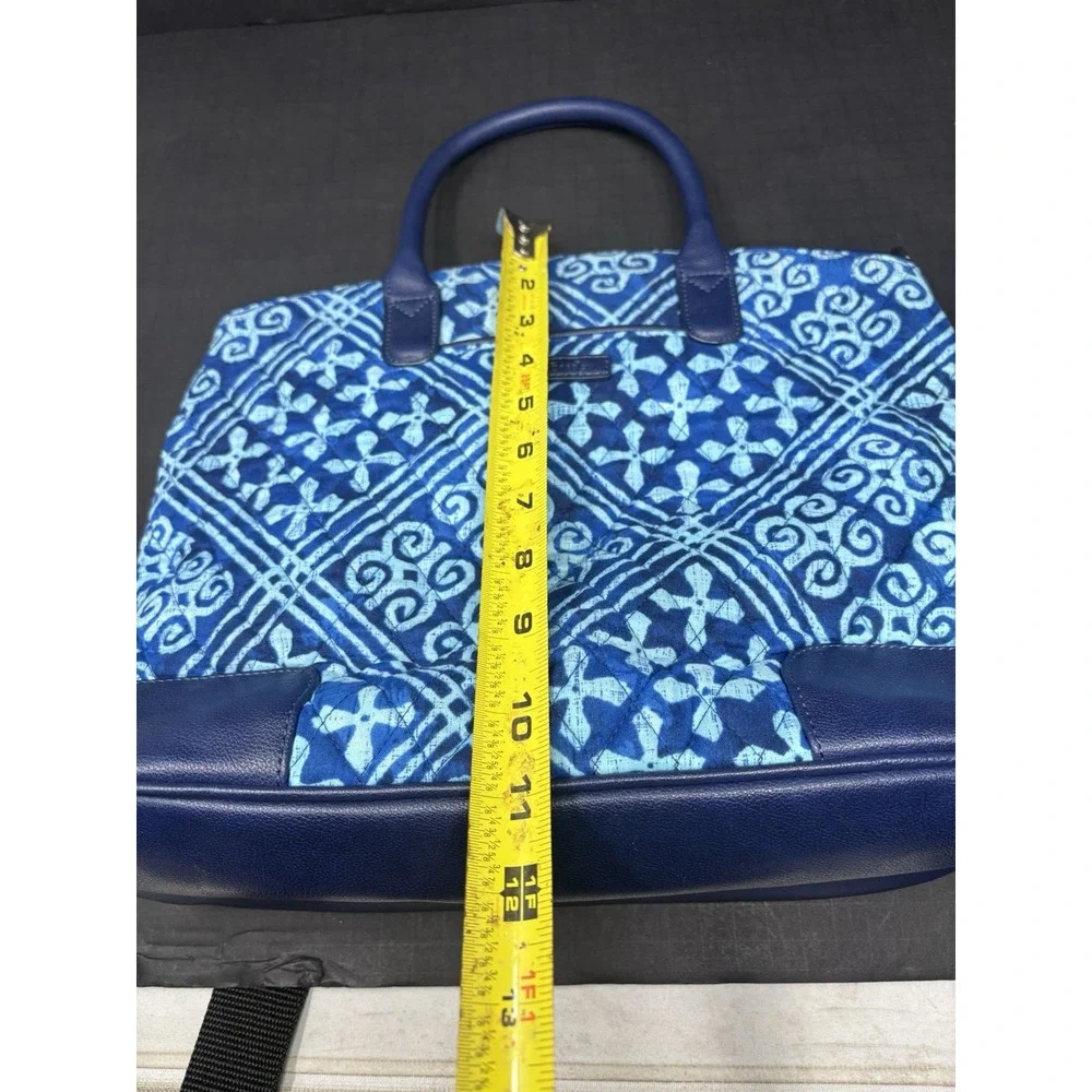 Vera Bradley Vivian Blue Hobo Printed Cotton &‎ Leather Trim Hand Bag Medium